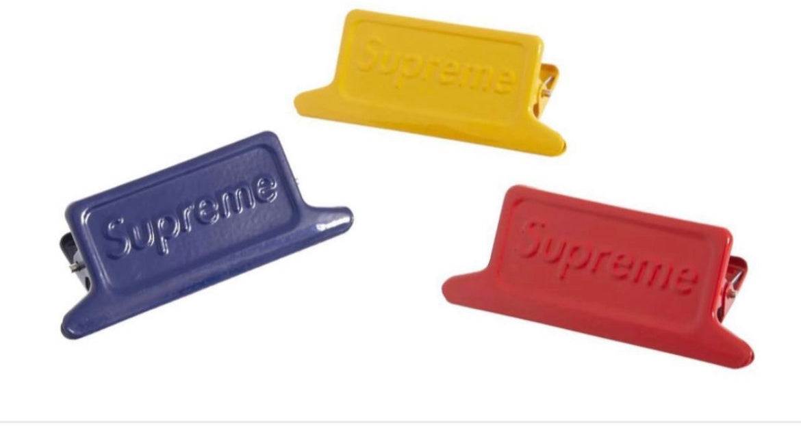 Supreme Dulton Clip Set SS23 Organizer in blue, yellow, and red.